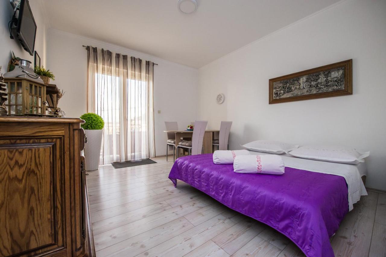 Apartments Nino Подстрана Екстер'єр фото