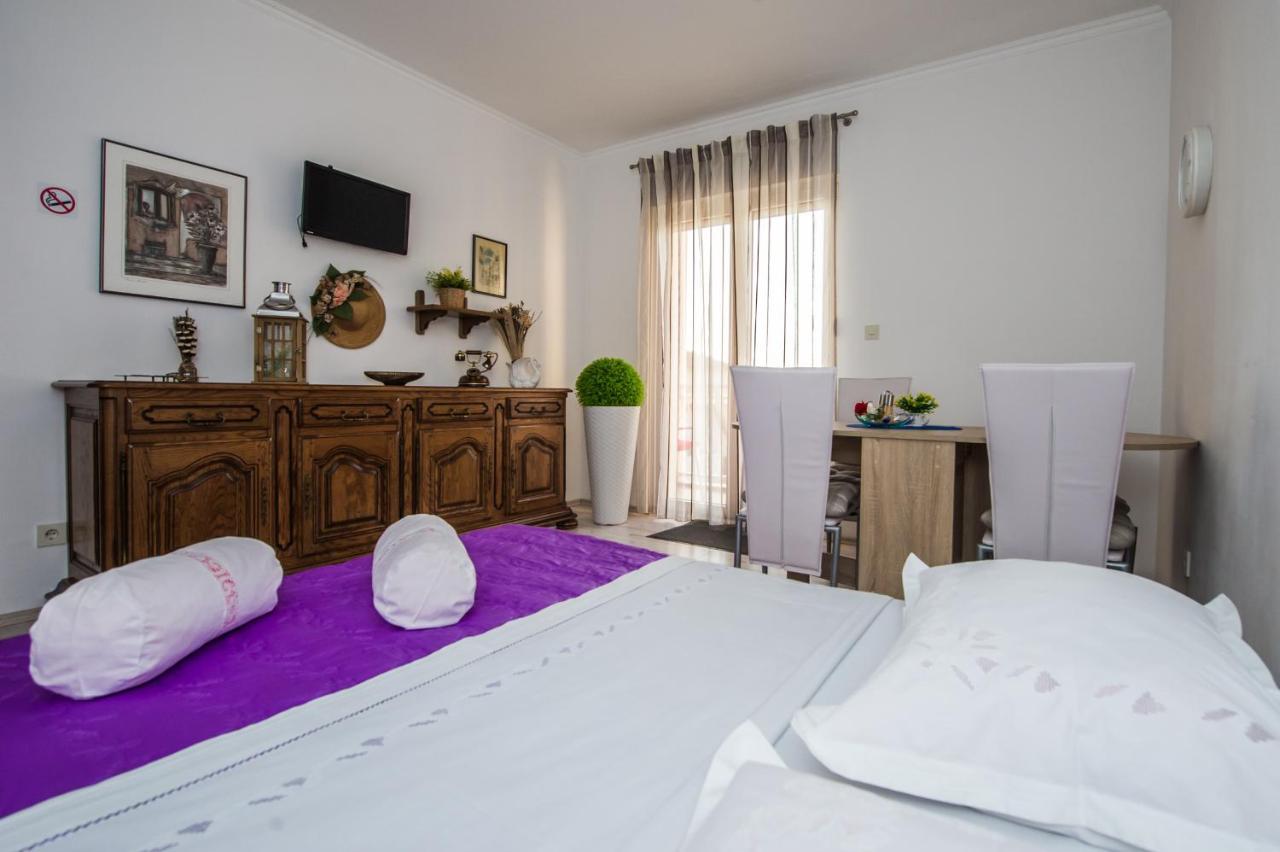 Apartments Nino Подстрана Екстер'єр фото