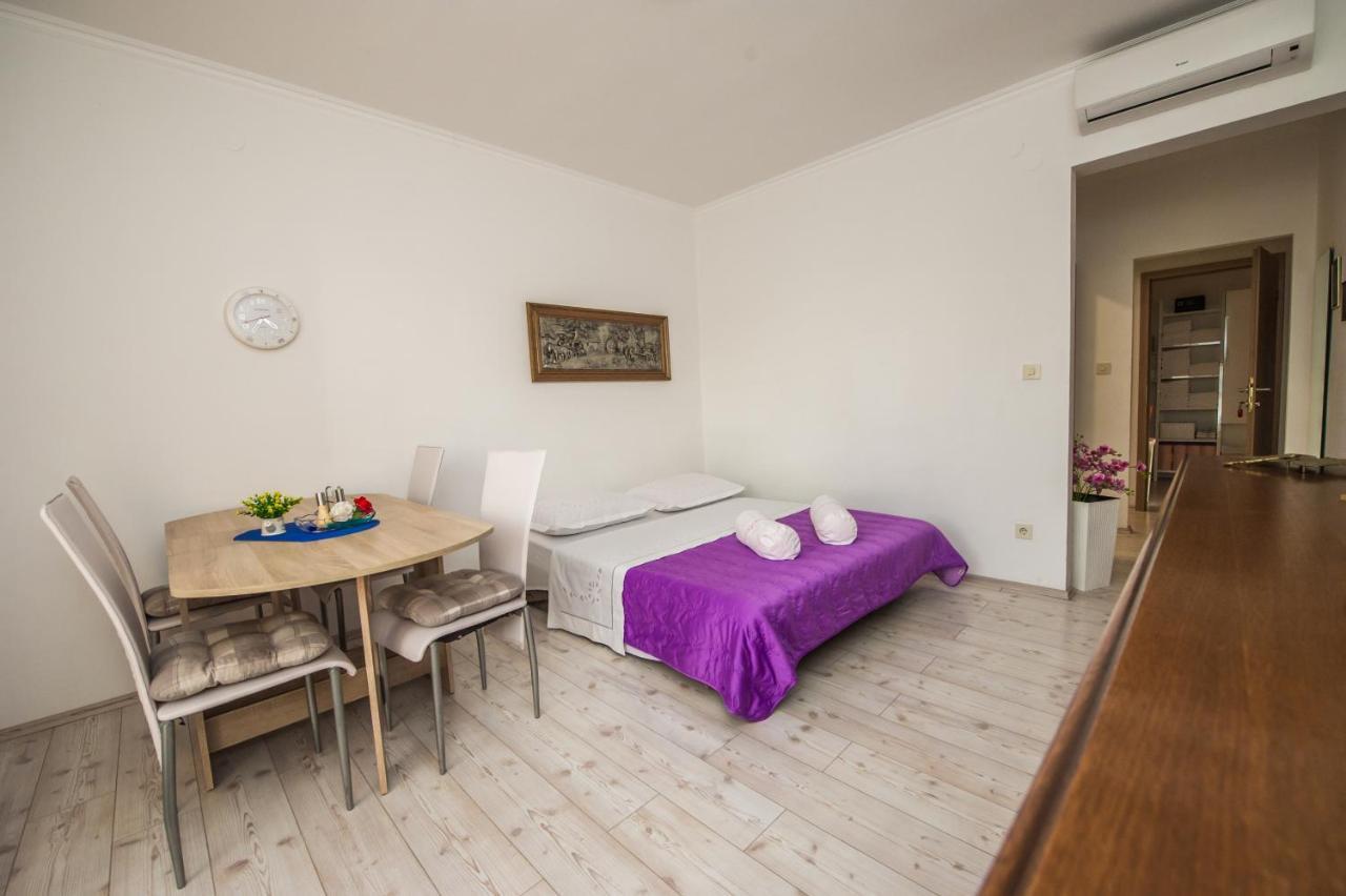 Apartments Nino Подстрана Екстер'єр фото