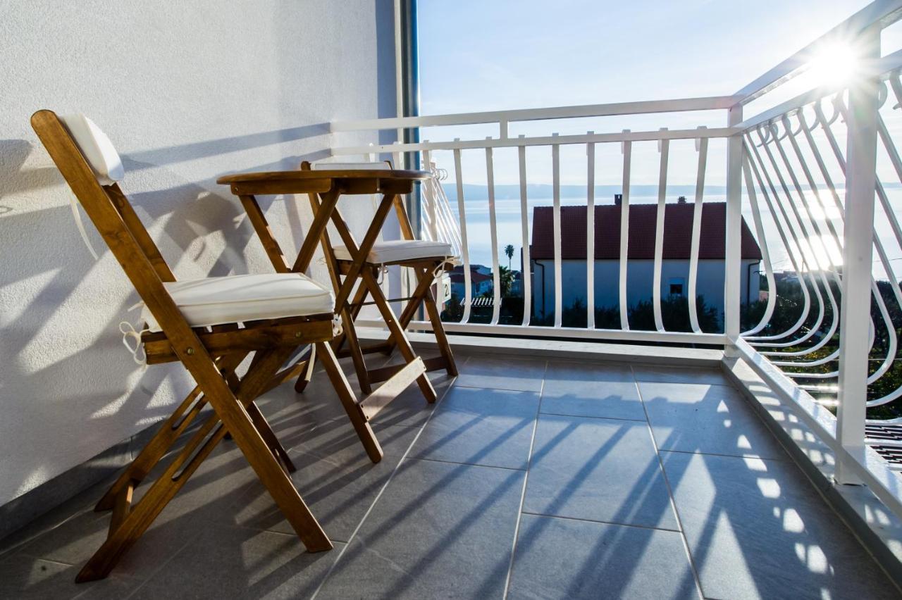 Apartments Nino Подстрана Екстер'єр фото