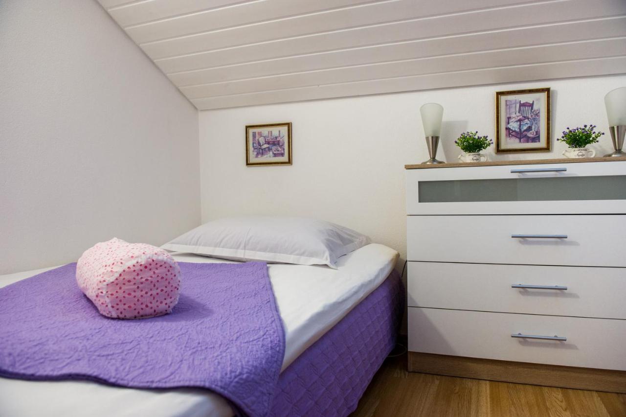 Apartments Nino Подстрана Екстер'єр фото